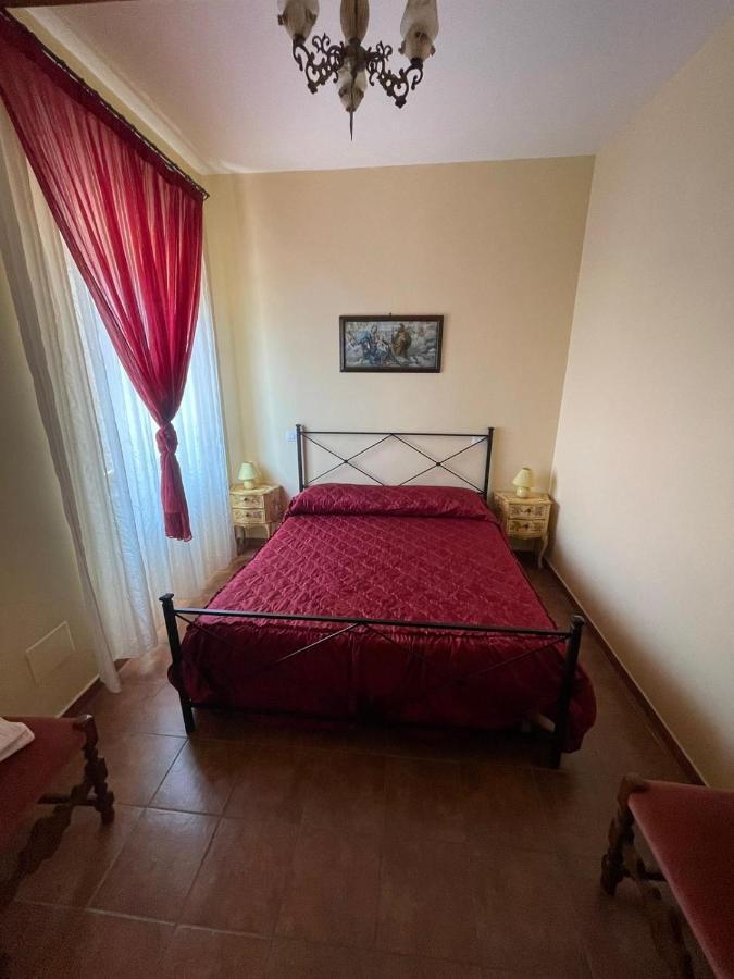 Appartamentino Di Corso Umberto Ronciglione  Ngoại thất bức ảnh