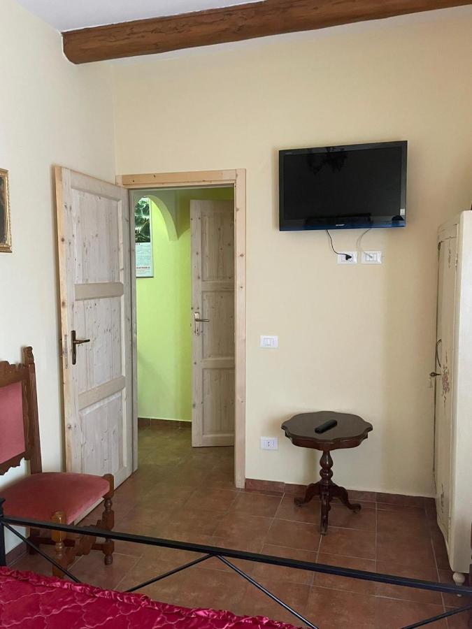 Appartamentino Di Corso Umberto Ronciglione  Ngoại thất bức ảnh